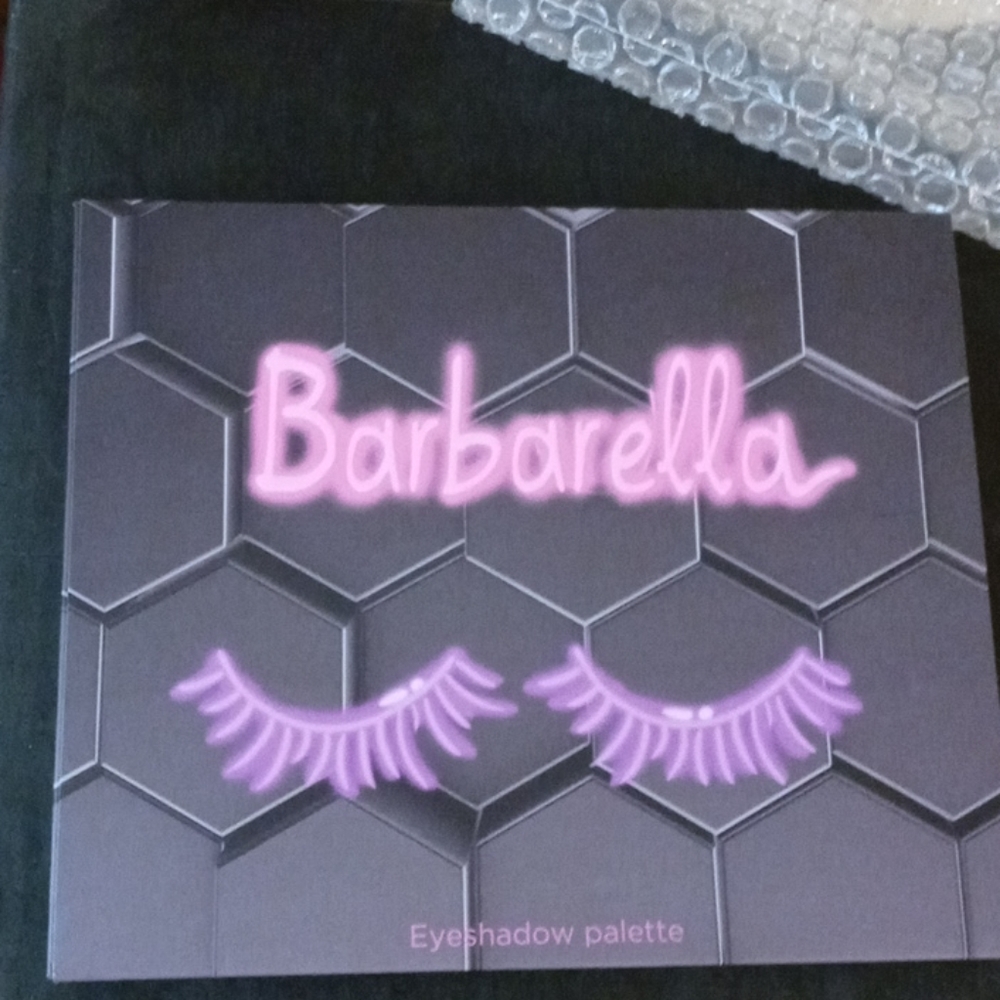 Barbarella Eyeshadow Pallet BNIB
